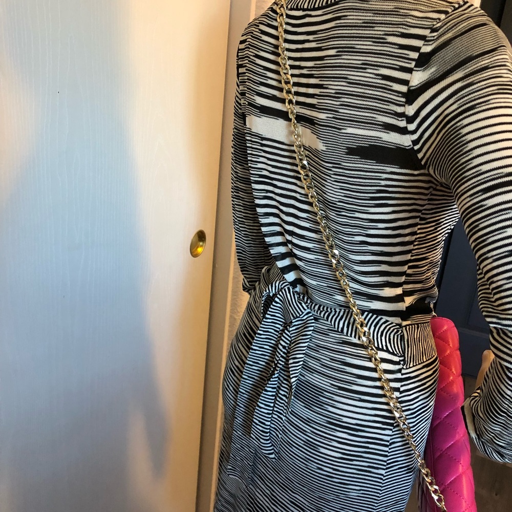 Dress - Picture 4 of 4